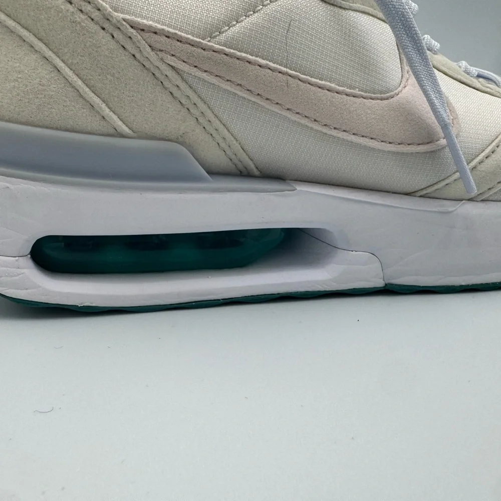 Nike Air Max Dawn GS Pearl Pink Youth size 4.5